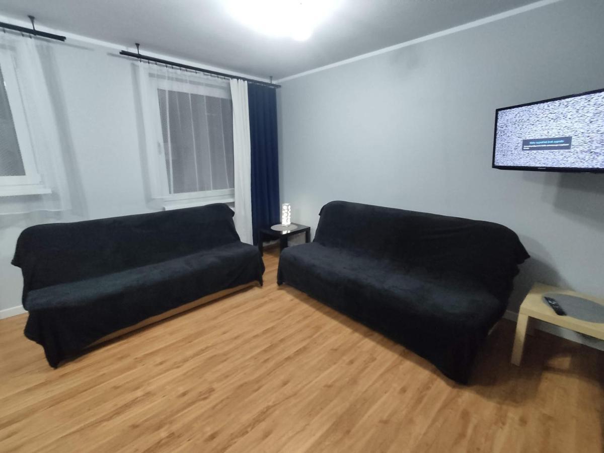 3030 Jana Spychalskiego 32 - Mieszkanie 2 pokojowe - samodzielne zameldowanie - self check in Poznań Zewnętrze zdjęcie